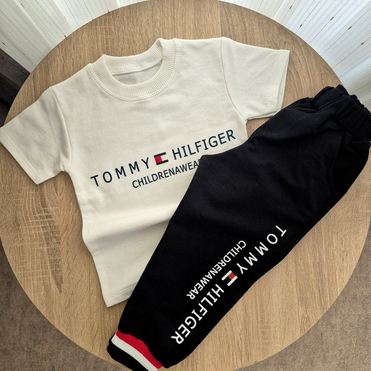 ست سه تیکه سویشرت و شلوار و تیشرت Tommyپسرانه